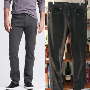 Banana Republic Traveler Slim Jeans in Gray
